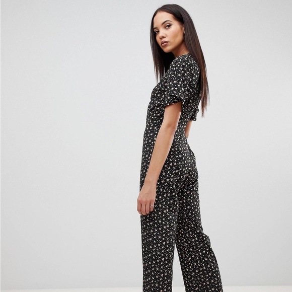 Asos Fashion Union Tall Tie Front Jumpsuit in Floral NWT - 4 Tall - Picture 2 of 9